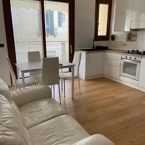  Appartamento Ada's House Italia